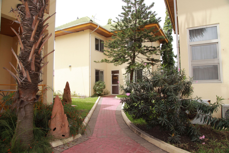 Exterior & Views 2, Oasis Lodge, Accra