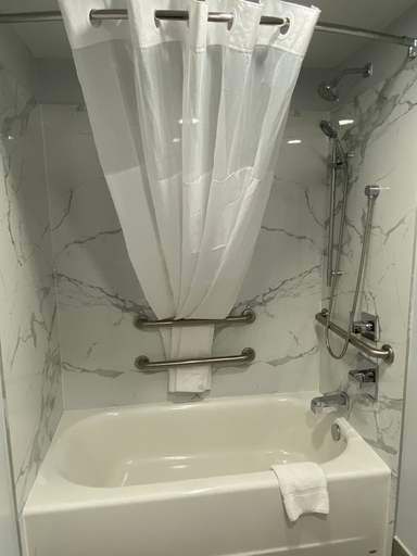 Bathroom 4, Quality Inn Greeneville - Tusculum, Greene