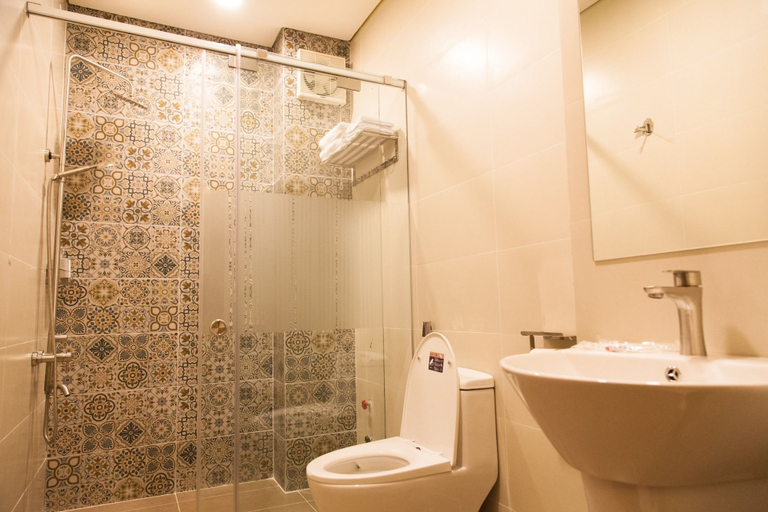 Bathroom 4, Spring Hotel, Ho Chi Minh City