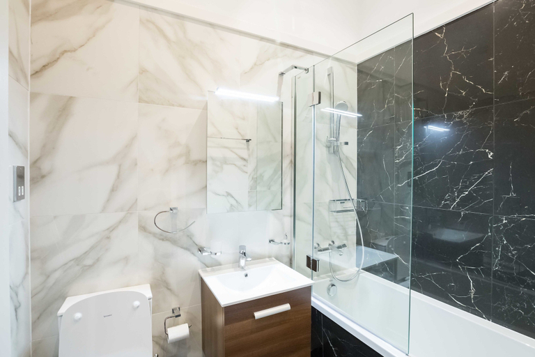 Bathroom, London Villa - 13 Talbot Square, London
