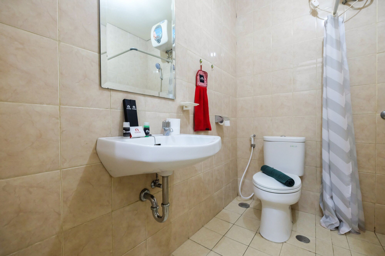 Bedroom 3, Comfy 1BR Apartment at Cosmo Terrace, Central Jakarta