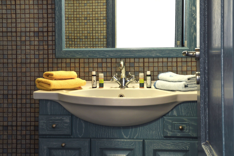 Bathroom 4, Etoile De Mer Villa, South Aegean