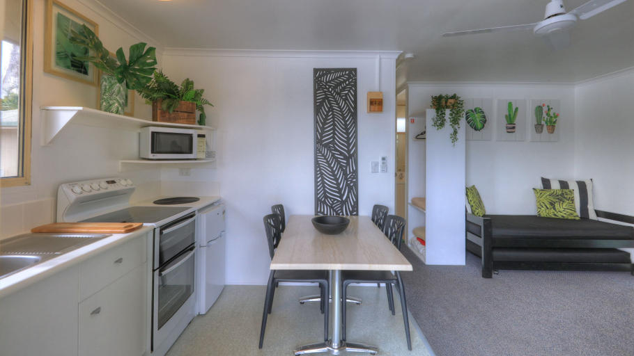 Others 4, Maroochy River Bungalows, Maroochy - Paynter-Petrie Creek