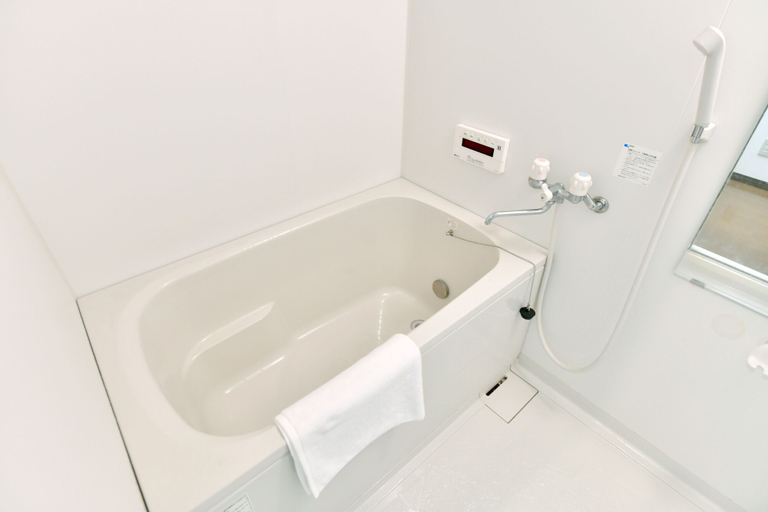 Bathroom 3, Guest House Osaka Haginochaya, Osaka