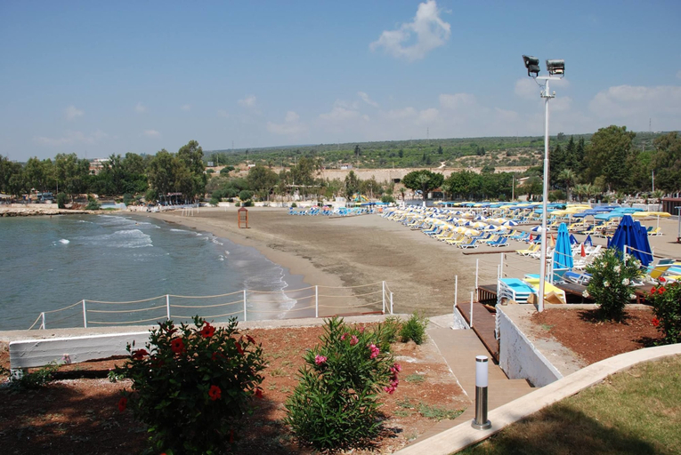 Others 5, Queenaba Beach, Erdemli