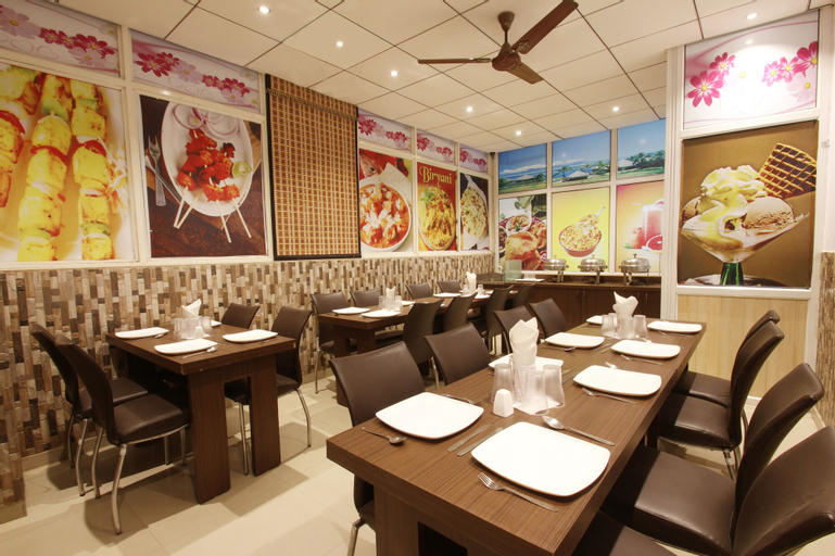 Food & Drinks 5, Hotel Mohan International , West