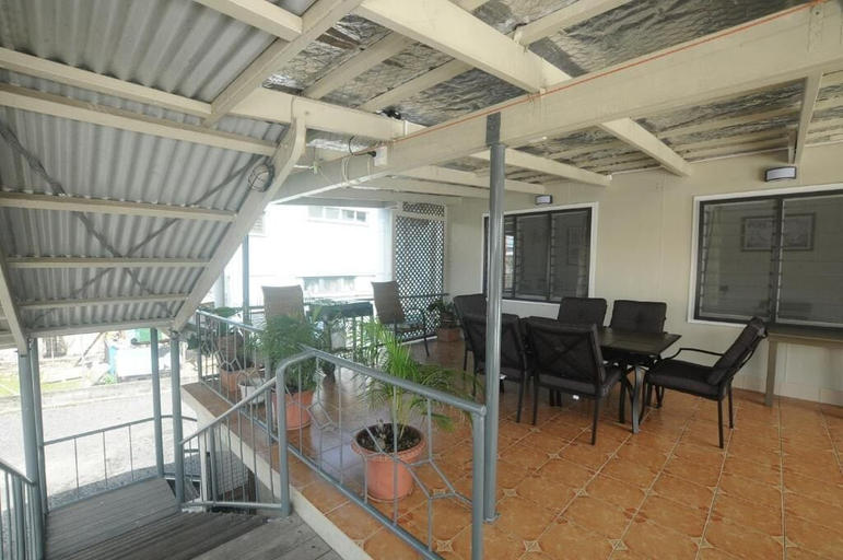 Others 5, Talofa Inn, Vaimauga West