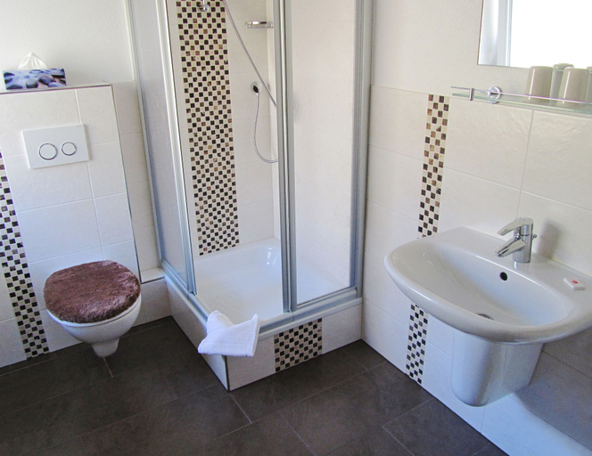 Bathroom 5, Pension Haus Waldfrieden, Waldeck-Frankenberg