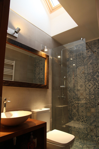 Bathroom 4, Casa Cliff, Cardenal Caro