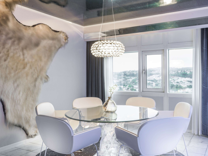 dining_room 1