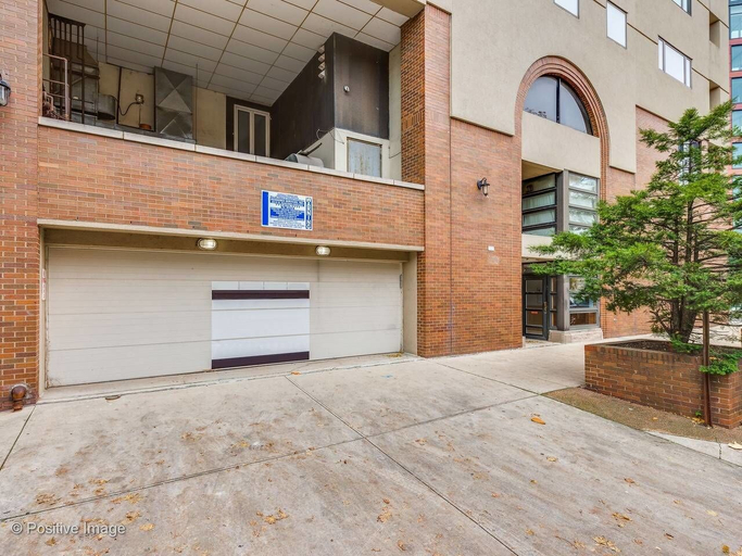 Exterior & Views 2, 4 BDR Penthouse with Views, Cook