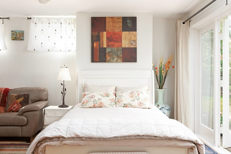 Bedroom 3, Private and Cozy Home in Kerrisdale, Greater Vancouver