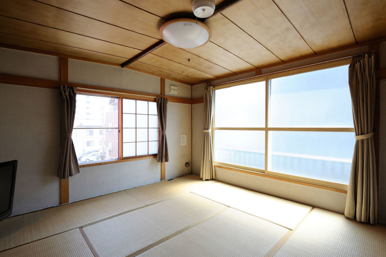 Bedroom 5, Sapporo Inn NADA - Hostel, Sapporo