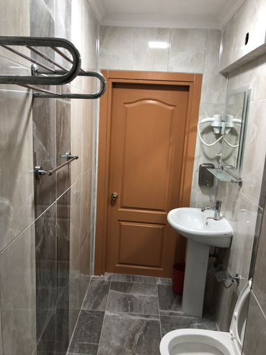 Bathroom, Hotel Sarayevo, Ayvalık