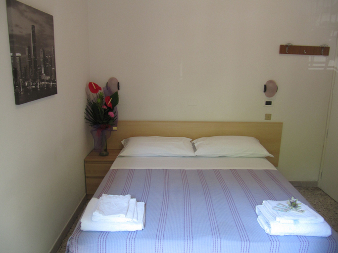 Bedroom 4, Hotel Villa Elia, Rimini