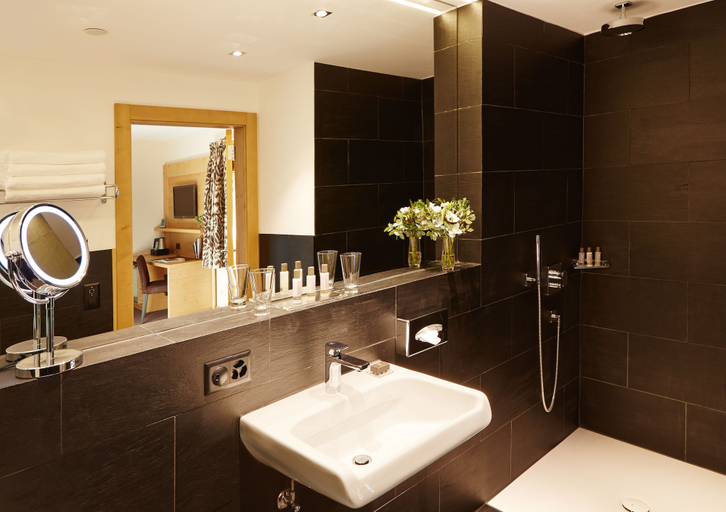 Bathroom 5, Nira Alpina - Member of Design Hotels, Maloja