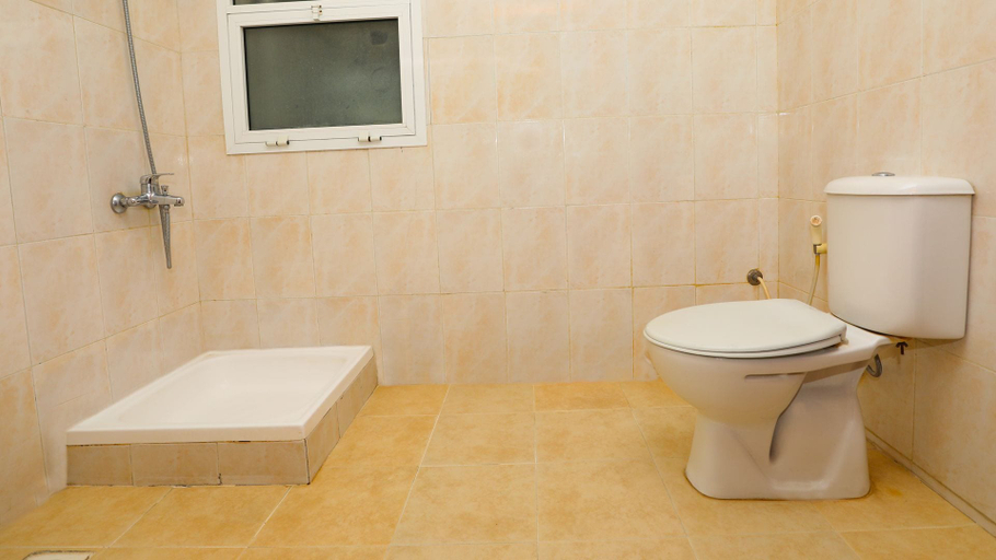 Bathroom 4, Itlalat Al Shorouq Hotel, Muttrah