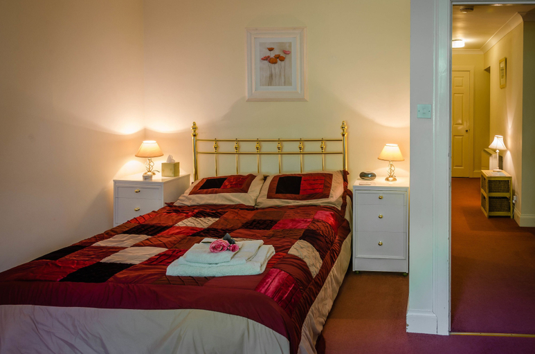 Bedroom 2, Ardencraig HouseApartments, North Ayrshire