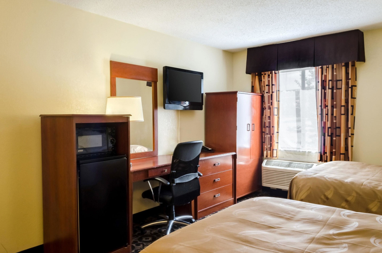 Bedroom 3, Quality Inn Meridian, Lauderdale