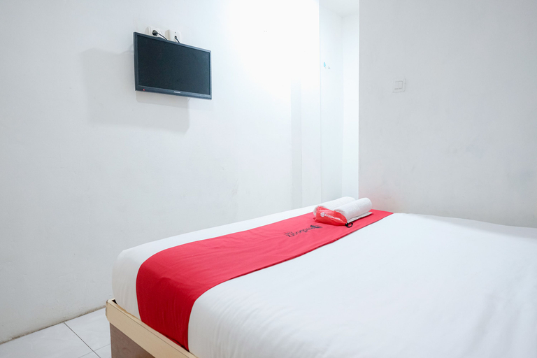 Bedroom 4, RedDoorz near Tugu Pers Jambi, Jambi