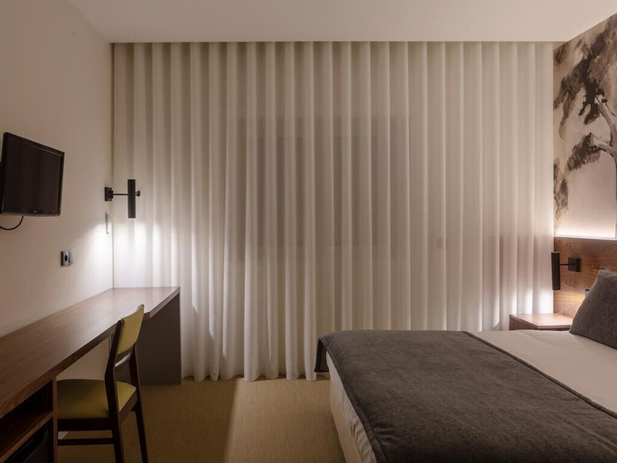 Bedroom 4, Hotel Afonso V, Aveiro