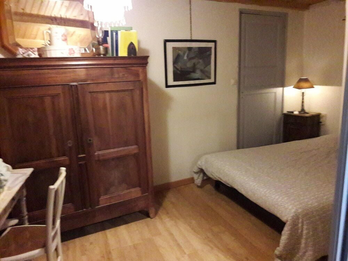 Bedroom 3, Chambres d'hôtes La forge, Aveyron
