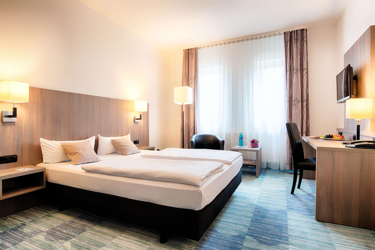 Bedroom 30