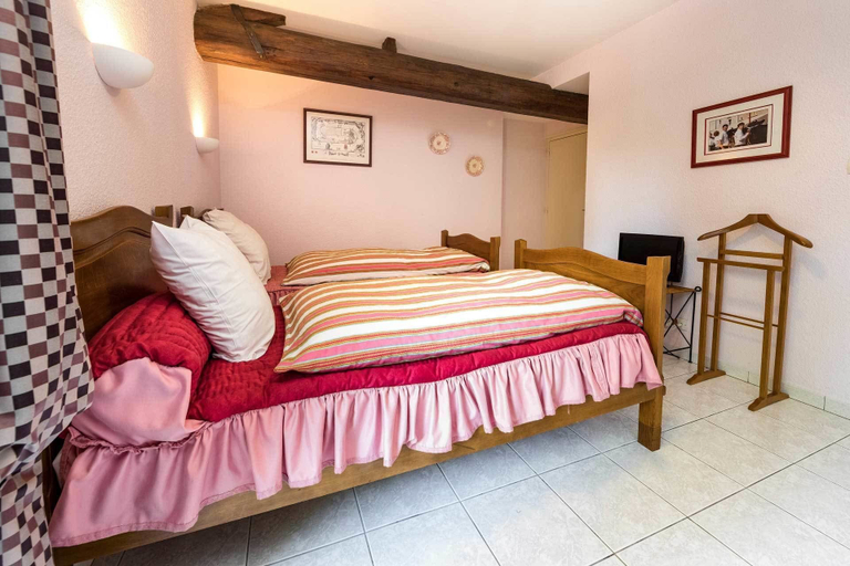 Bedroom 2, Bienvenue au Pays de Jeanne, Vosges