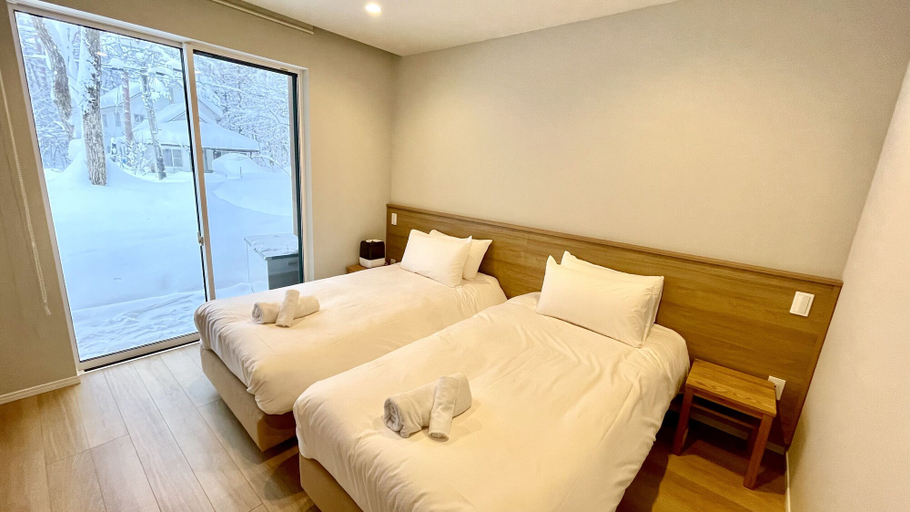 Bedroom 5, Sanzan Chalet, Hakuba