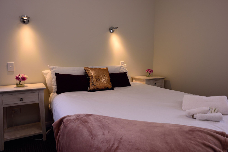 Bedroom 2, Peaceful and Central Studio in Thames, Thames-Coromandel