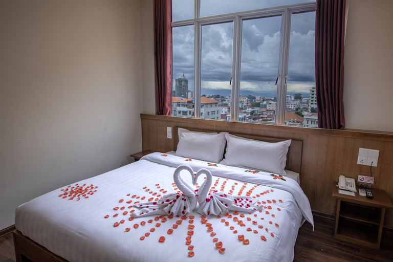 Bedroom 3, UCT Taunggyi Hotel, Taunggye