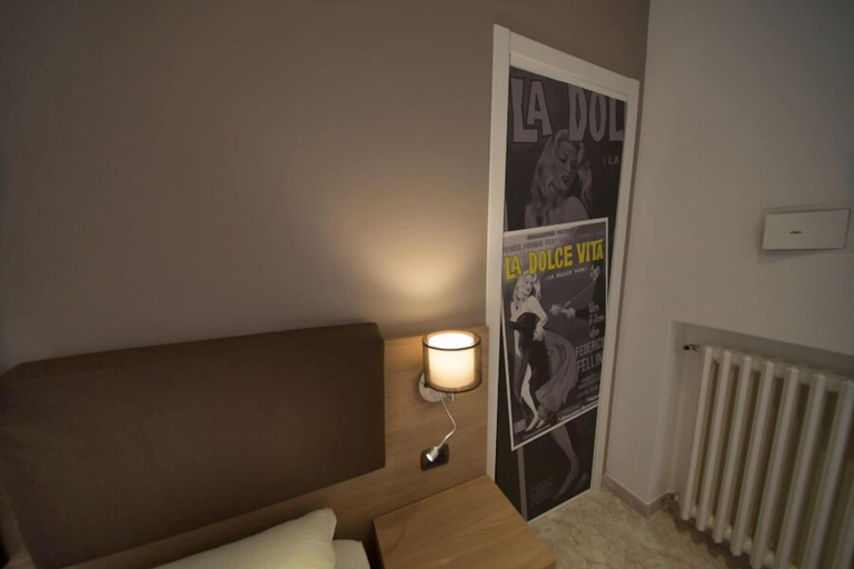 Bedroom 5, La Dolce Vita, Imperia