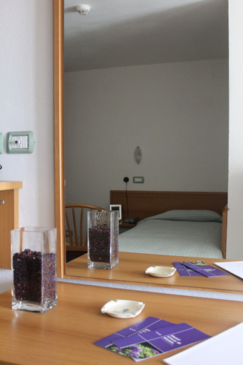 Bedroom 3, Hotel Croce di Savoia, Florence