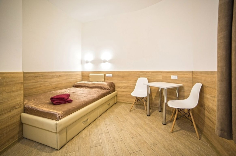 Bedroom 2, Smart Apartment Chornovola 21b, L'vivs'ka