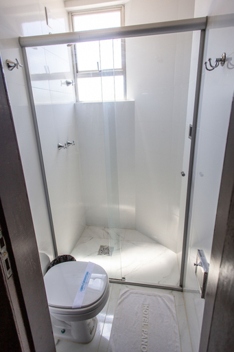 Bathroom 4, Panorama Convention Hotel, Coronel Fabriciano