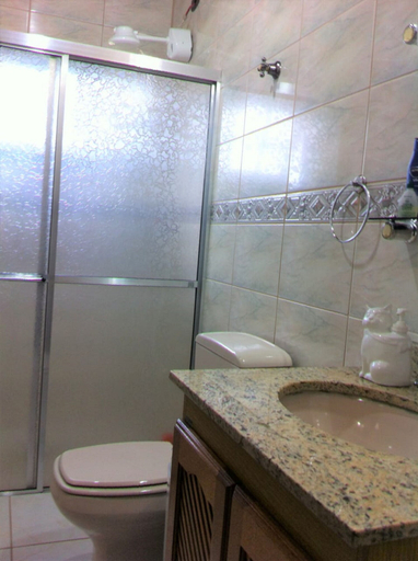 Bathroom, Chácara Charmosa, Mairinque