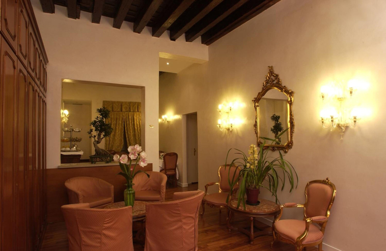 Others 5, Hotel Locanda Canal, Venezia