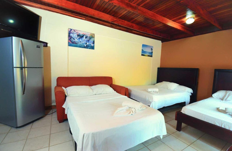 Bedroom 4, Hotel Naranjal, Garabito