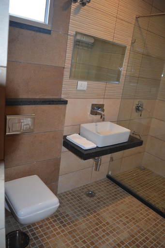 Bathroom 5, The Amer Valley, Jaipur