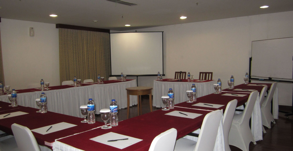 Business Facilities 21