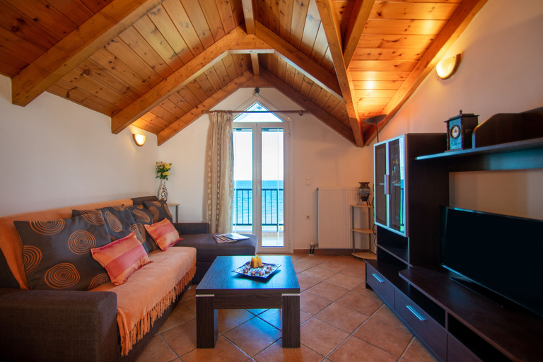 Others 5, Psarou Studios, Ionian Islands