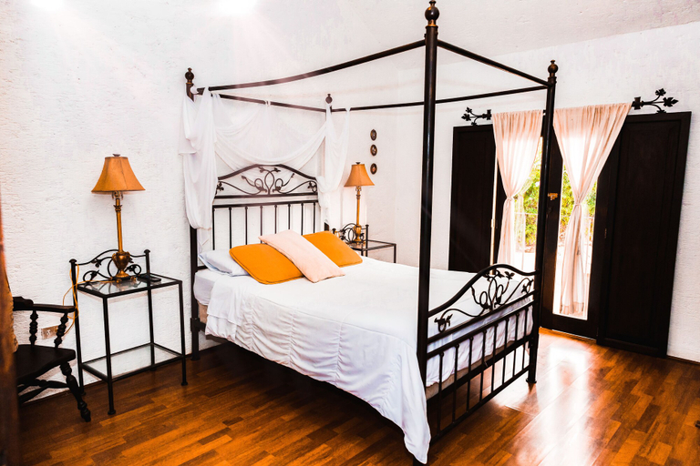 Bedroom 2, Hotel Casa Vilaflor, Antigua Guatemala