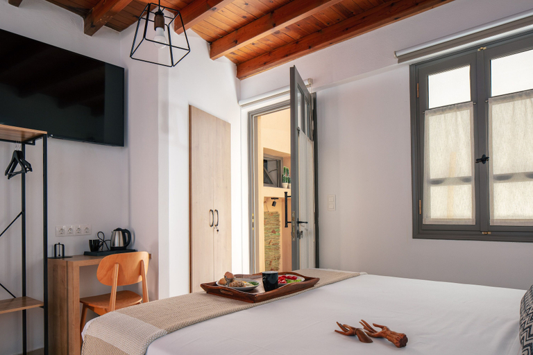 Bedroom 3, Gateway Suites, Crete