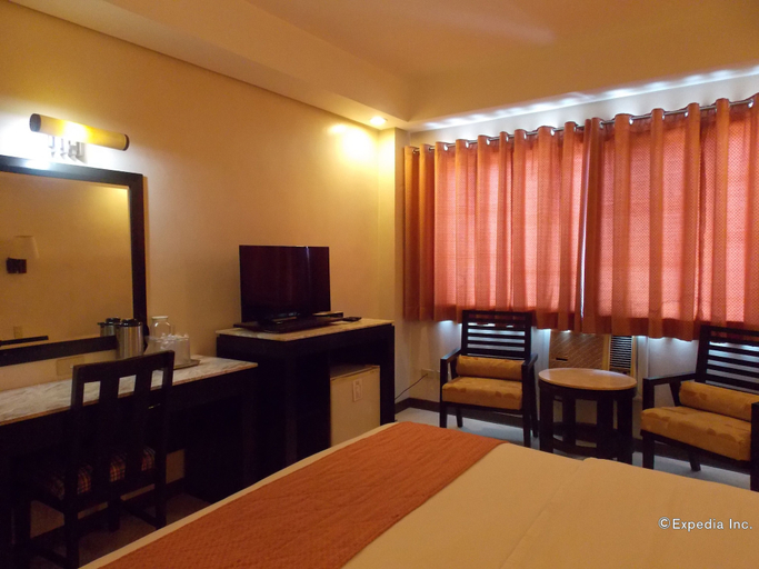 Bedroom 3, Goldenfield Kundutel Hotel, Bacolod City