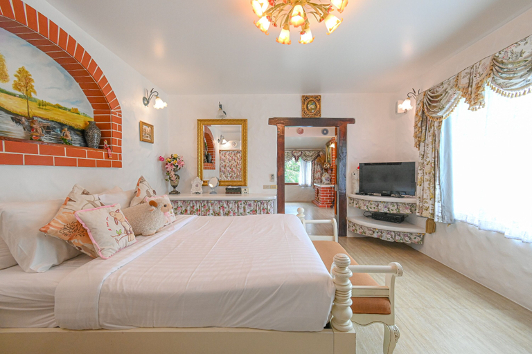 Bedroom 2, Swiss Valley Hip Resort, Suan Phung