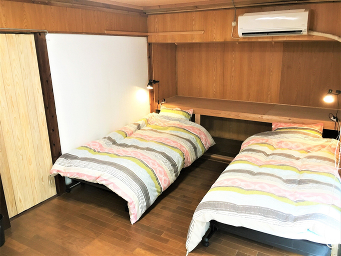 Bedroom 4, HUB a nice INN - Hostel, Setouchi