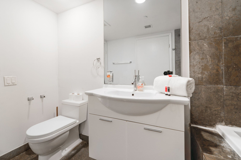 Bathroom 4, Icon Residences, Miami-Dade