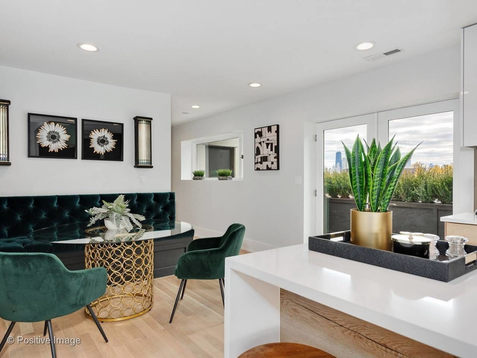 Others 4, 4 BDR Penthouse with Views, Cook