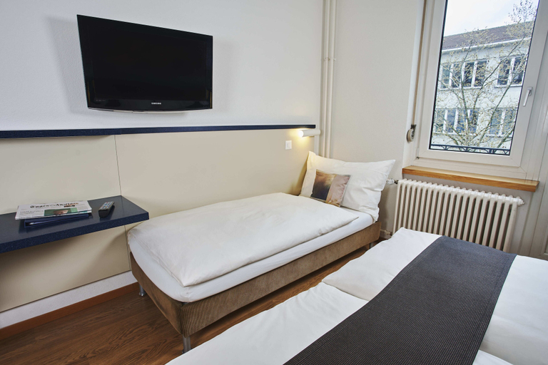 Bedroom 2, Bristol Hotel, Zürich