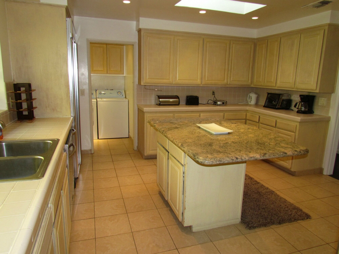 Others 5, 4 Bedroom Celebrity House with Pool & City View, Los Angeles